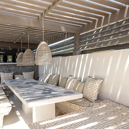 Luxury With Swimming Pool Apartment *