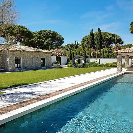 Apartment Luxury With Swimming Pool *